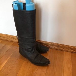 1990s college leather boots